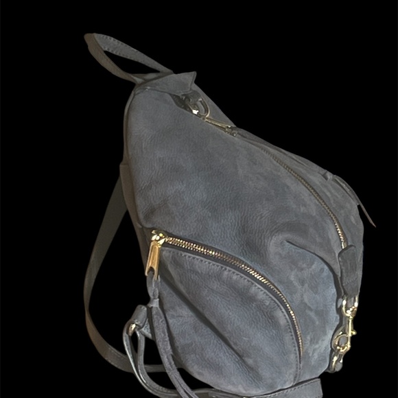 Rebecca Minkoff Julian Backpack – Dove Grey Suede + Gold Hardware  *Rare & Mint* - Picture 2 of 11